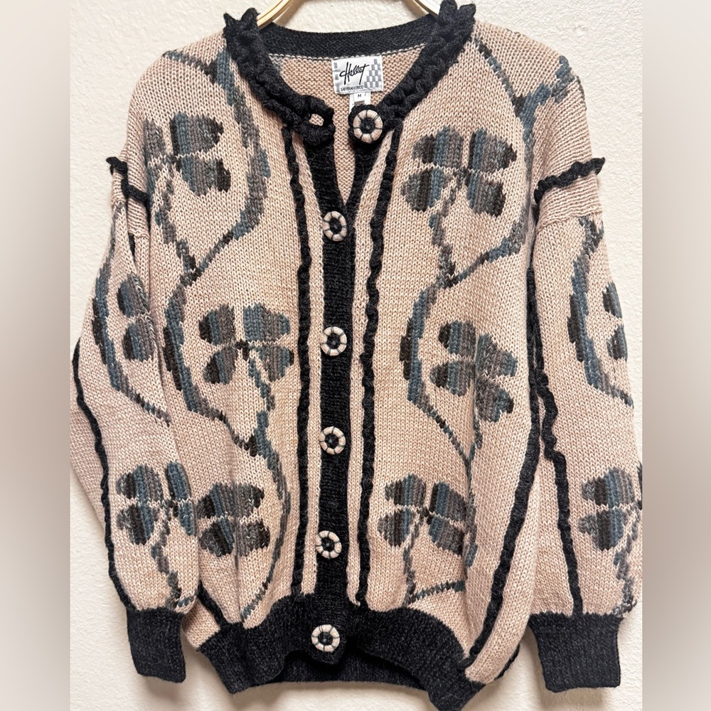 Hellet Alpaca wool handknited sweater